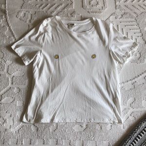 White Daisy Tee